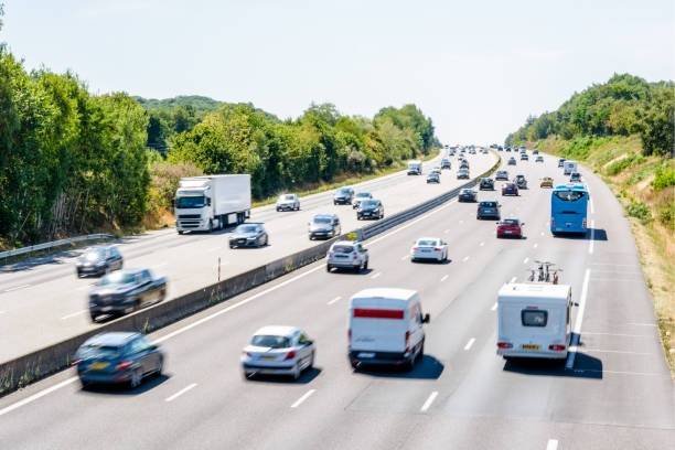 Vous prévoyez de partir en vacances cet été ? Votre centre de contrôle technique Autosur Martigues vous explique les points à vérifier pour votre sécurité